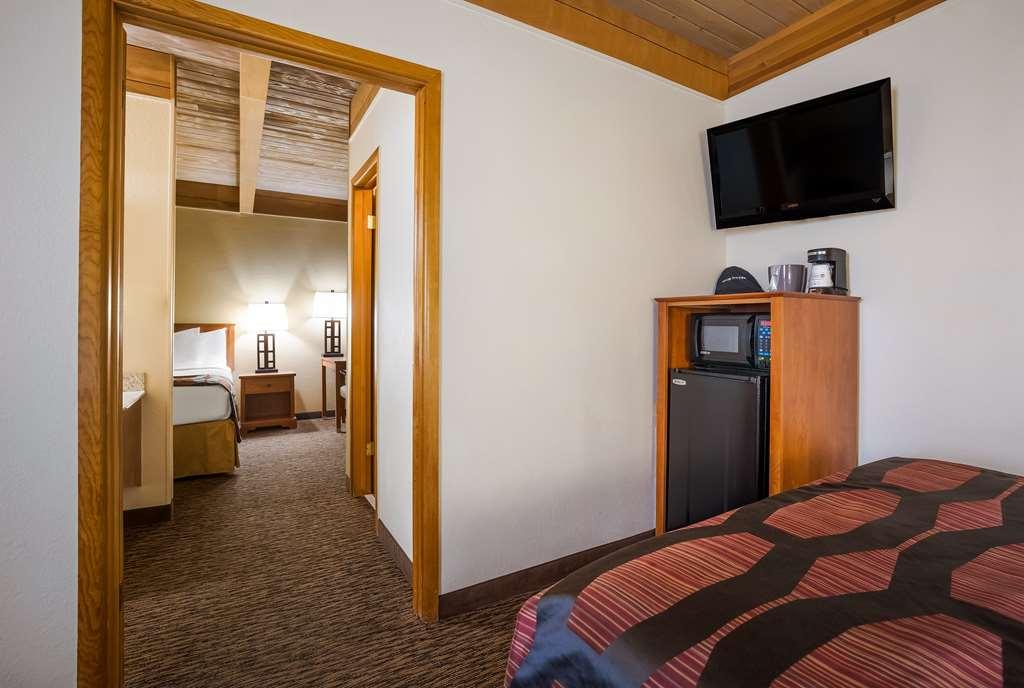 Best Western Plains Motel Wall Room photo